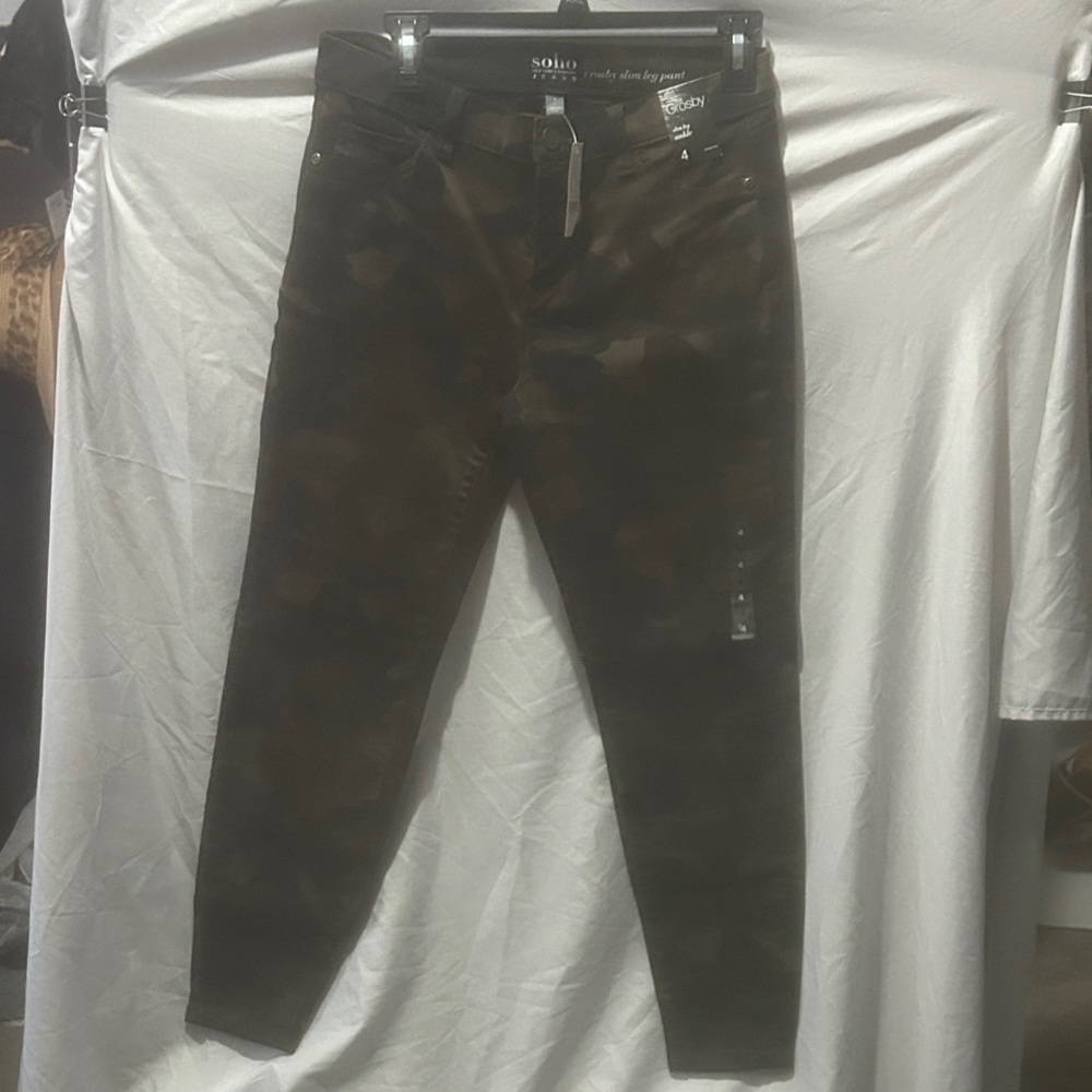 New York & Company Camouflage Cropped Pants - Black and Brown